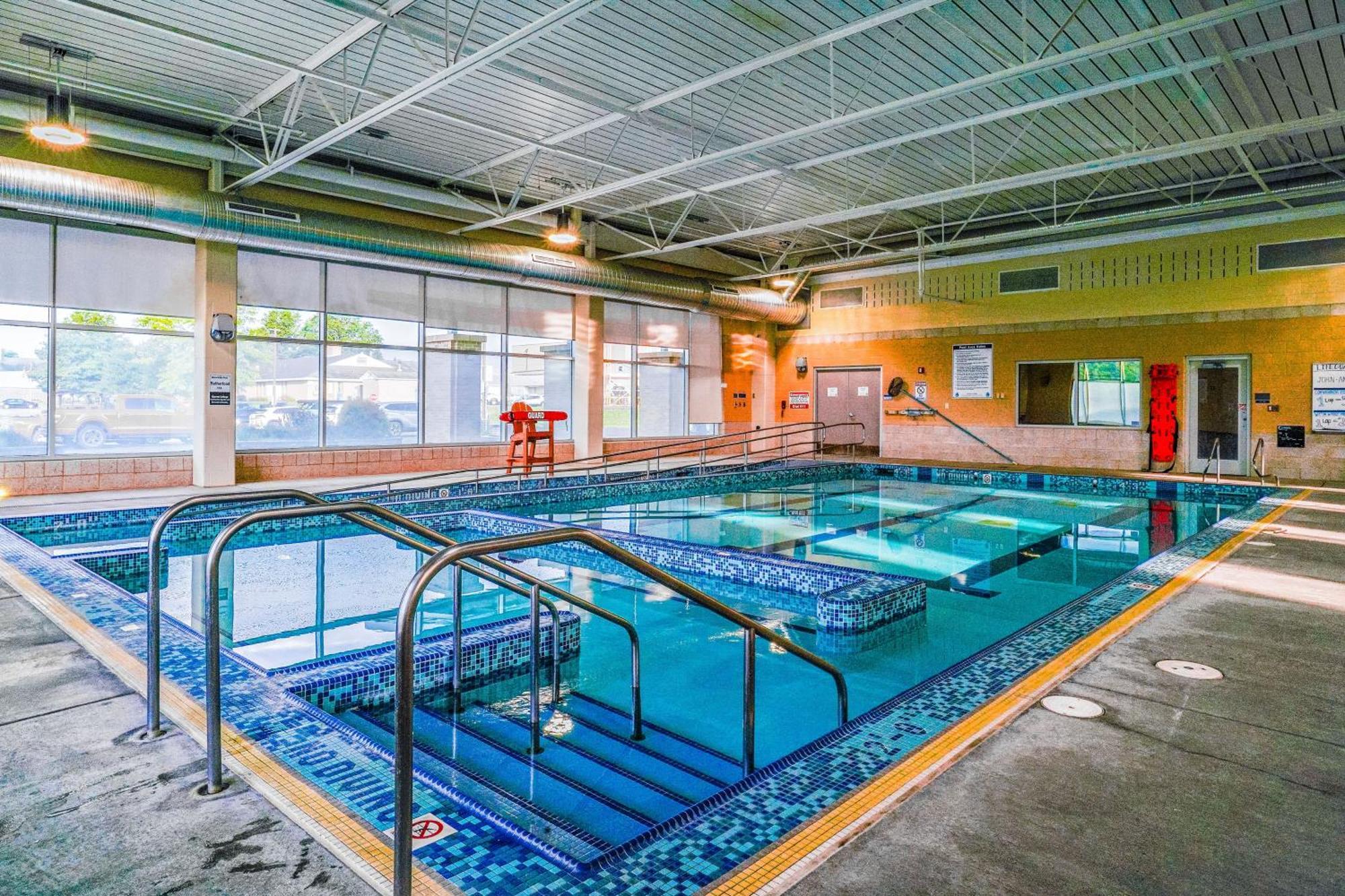 Jeffrey Lane Condos Thayerville Quarto foto